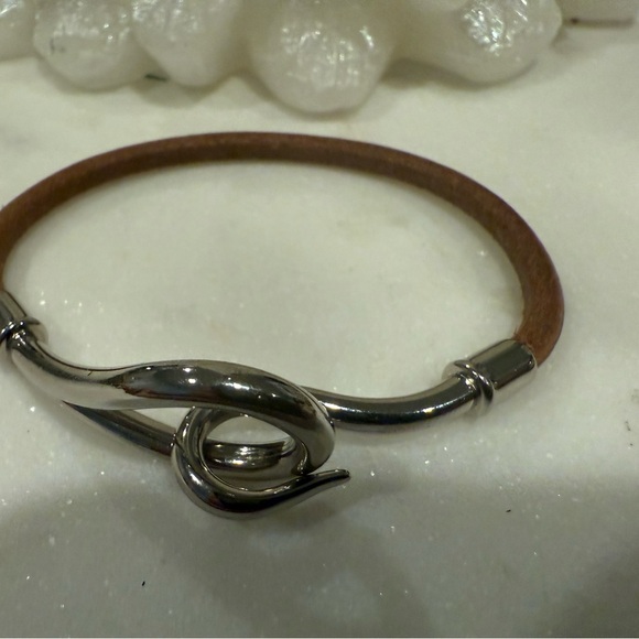 Hermes Jewelry - Preloved excellent condition Hermes hook  Bracelet like new authentic